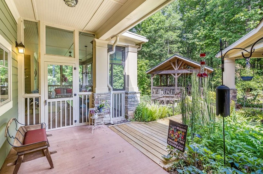 1566 Ridley Rd, Dahlonega, GA 30533