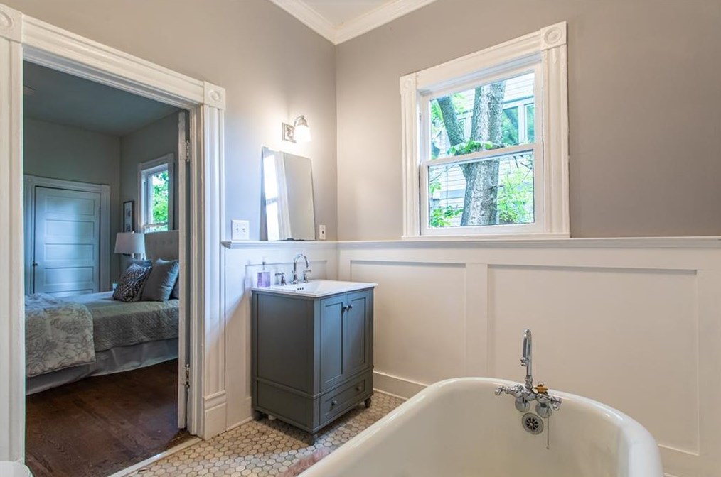 119 Melrose Ave, Decatur GA  30030-2849 exterior