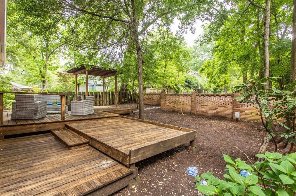 119 Melrose Ave, Decatur GA  30030-2849 exterior