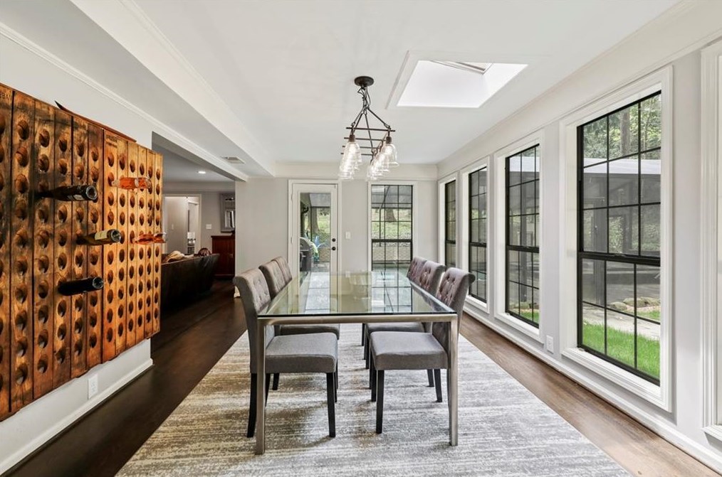4384 Whitewater Creek Rd, Atlanta GA  30327-3958 exterior