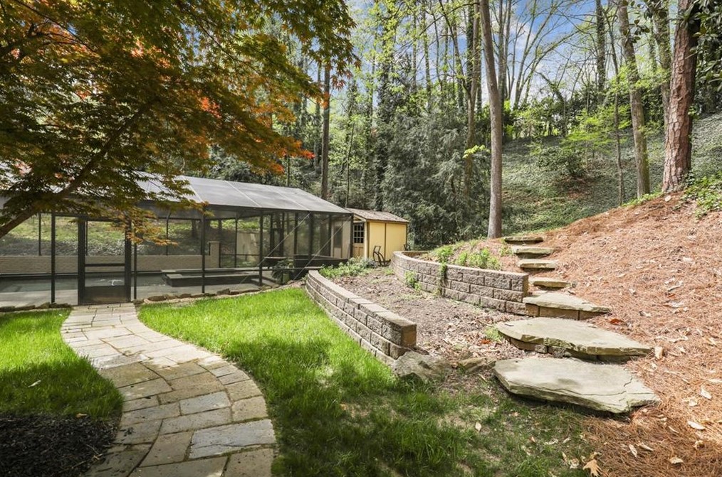 4384 Whitewater Creek Rd, Atlanta GA  30327-3958 exterior