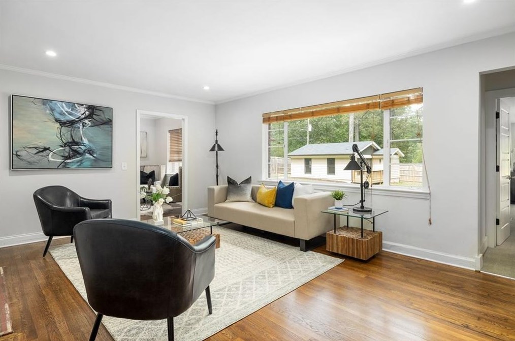 1216 Oldfield Rd, Decatur GA  30030-4545 exterior