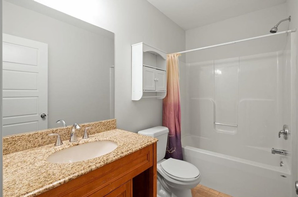 1216 Oldfield Rd, Decatur GA  30030-4545 exterior