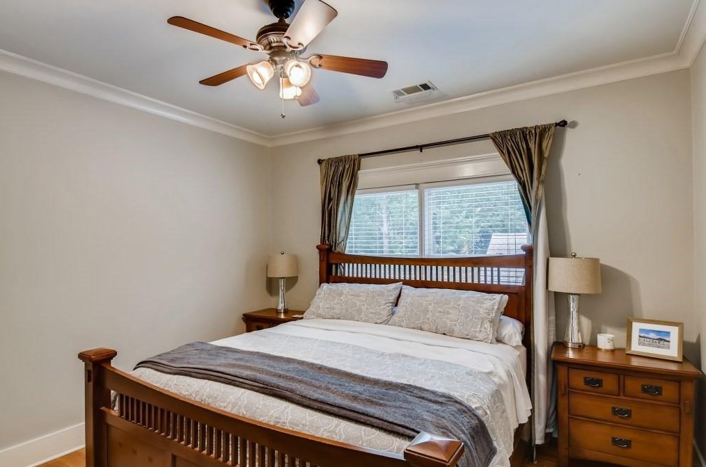 286 Rockyford Rd, Atlanta GA  30317-1348 exterior