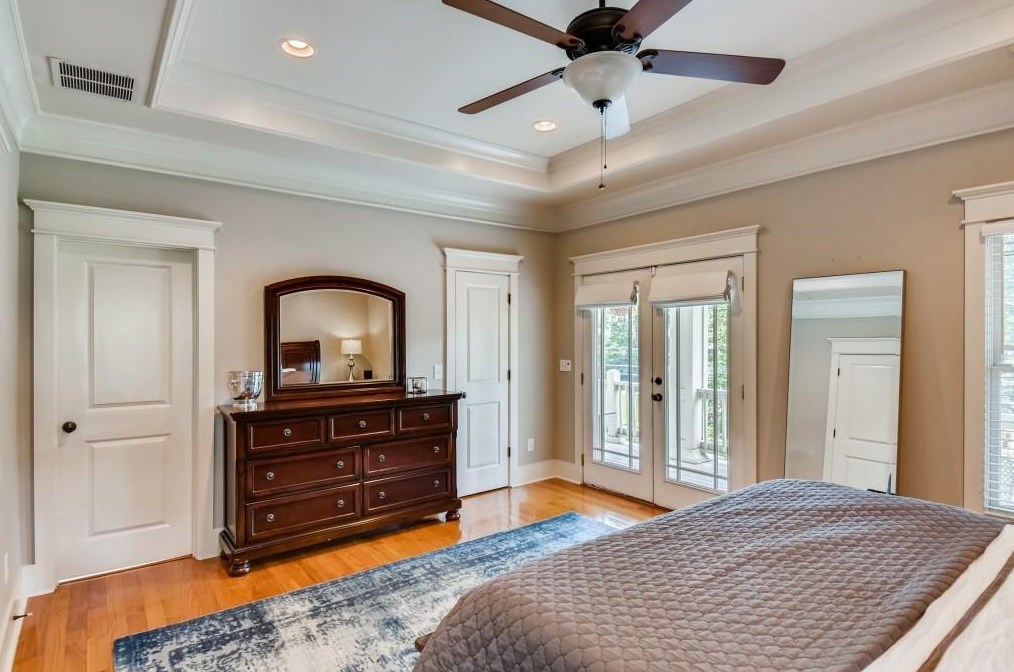 286 Rockyford Rd, Atlanta GA  30317-1348 exterior
