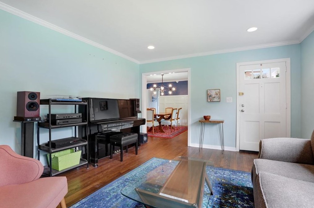 2300 Sanford Rd, Decatur GA  30033-5527 exterior