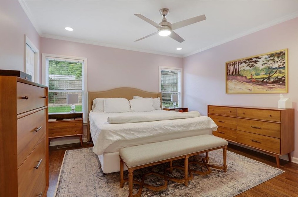 2300 Sanford Rd, Decatur GA  30033-5527 exterior