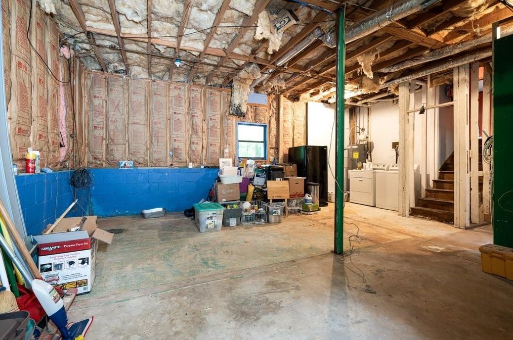 395 Mona Pl, Dallas GA  30132-8197 exterior