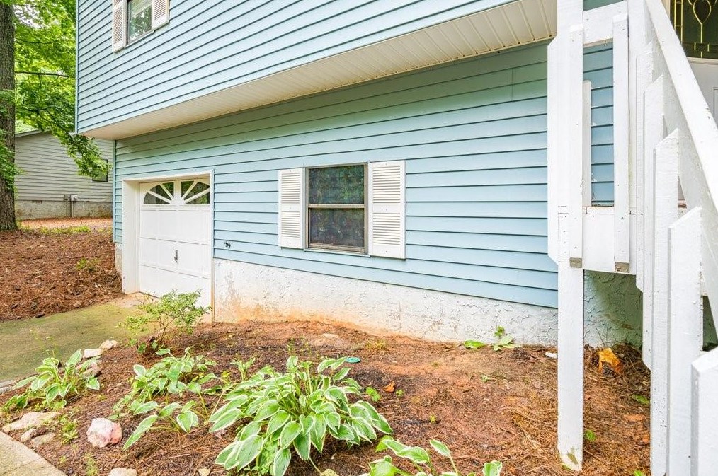 395 Mona Pl, Dallas GA  30132-8197 exterior