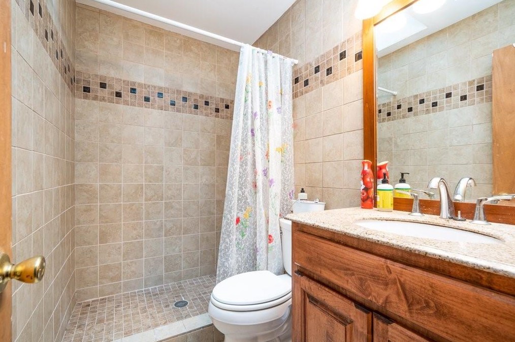 395 Mona Pl, Dallas GA  30132-8197 exterior