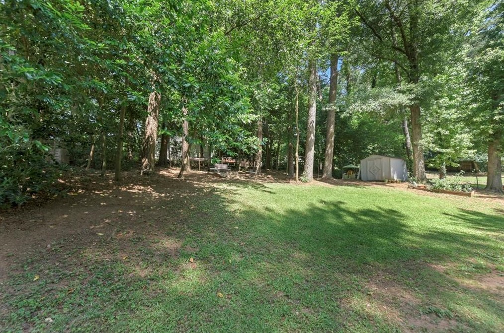 1244 Sparrow Ln, Decatur GA  30033-3926 exterior