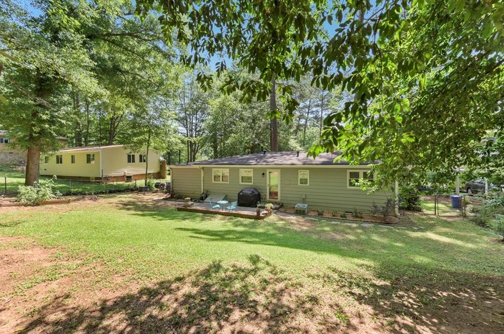 1244 Sparrow Ln, Decatur GA  30033-3926 exterior