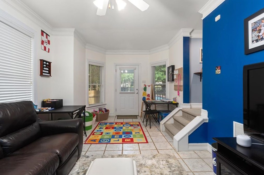 639 Sycamore Dr, Decatur GA  30030-2750 exterior