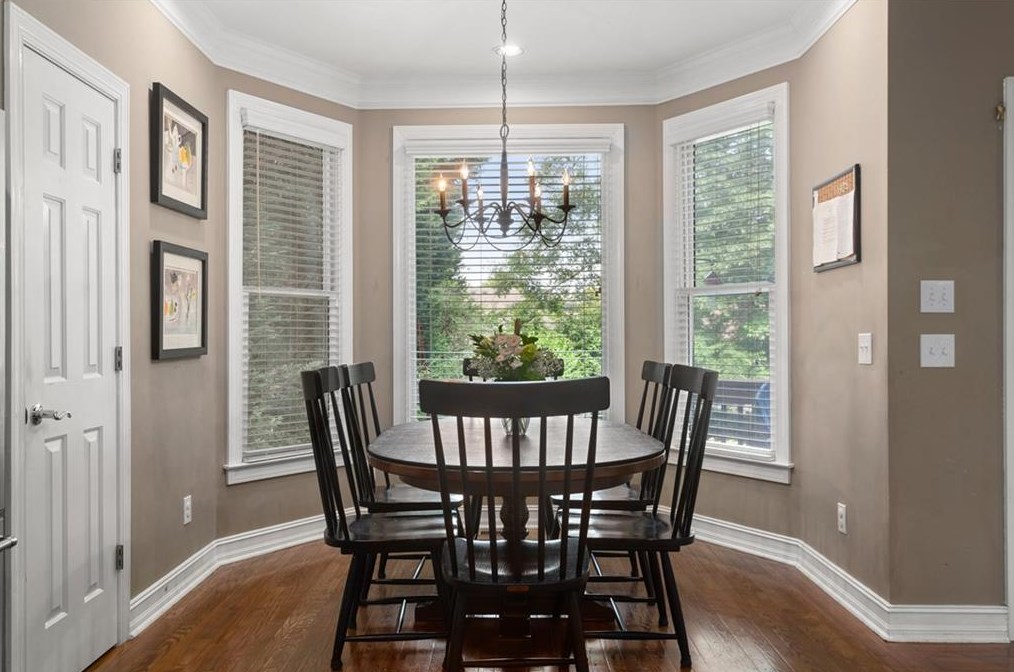 639 Sycamore Dr, Decatur GA  30030-2750 exterior