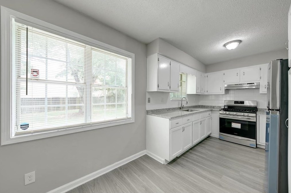 1198 Winston Dr, Decatur GA  30032-2356 exterior