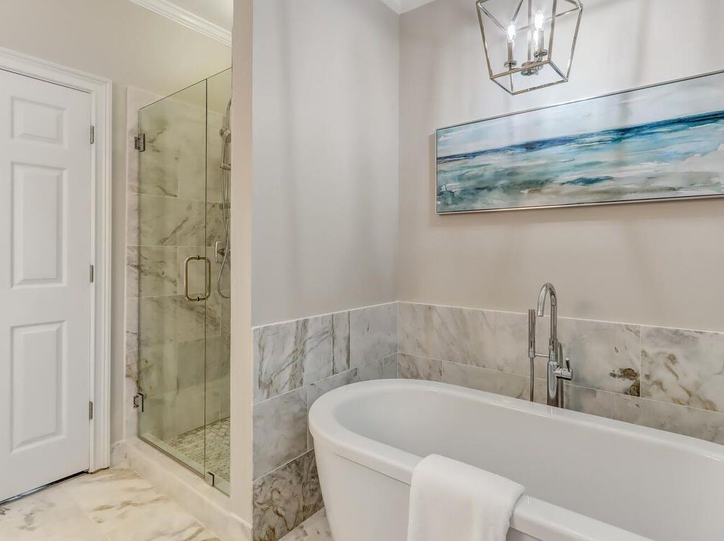 1790 Redbourne Dr, Atlanta GA  30350-5643 exterior