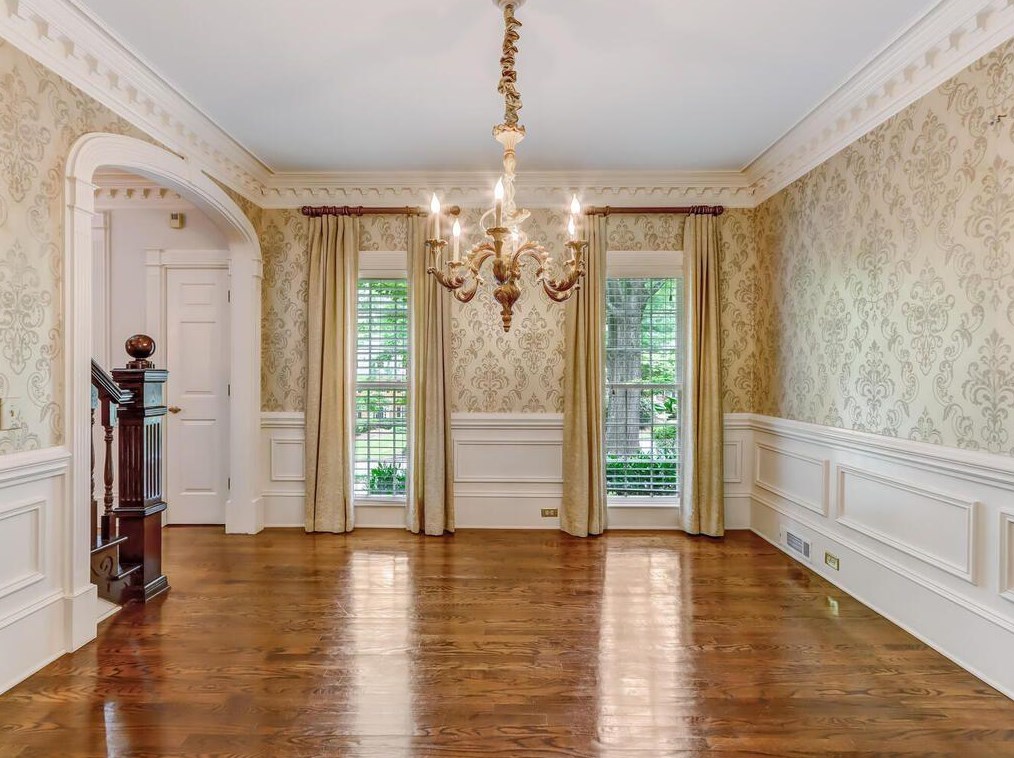 1790 Redbourne Dr, Atlanta GA  30350-5643 exterior