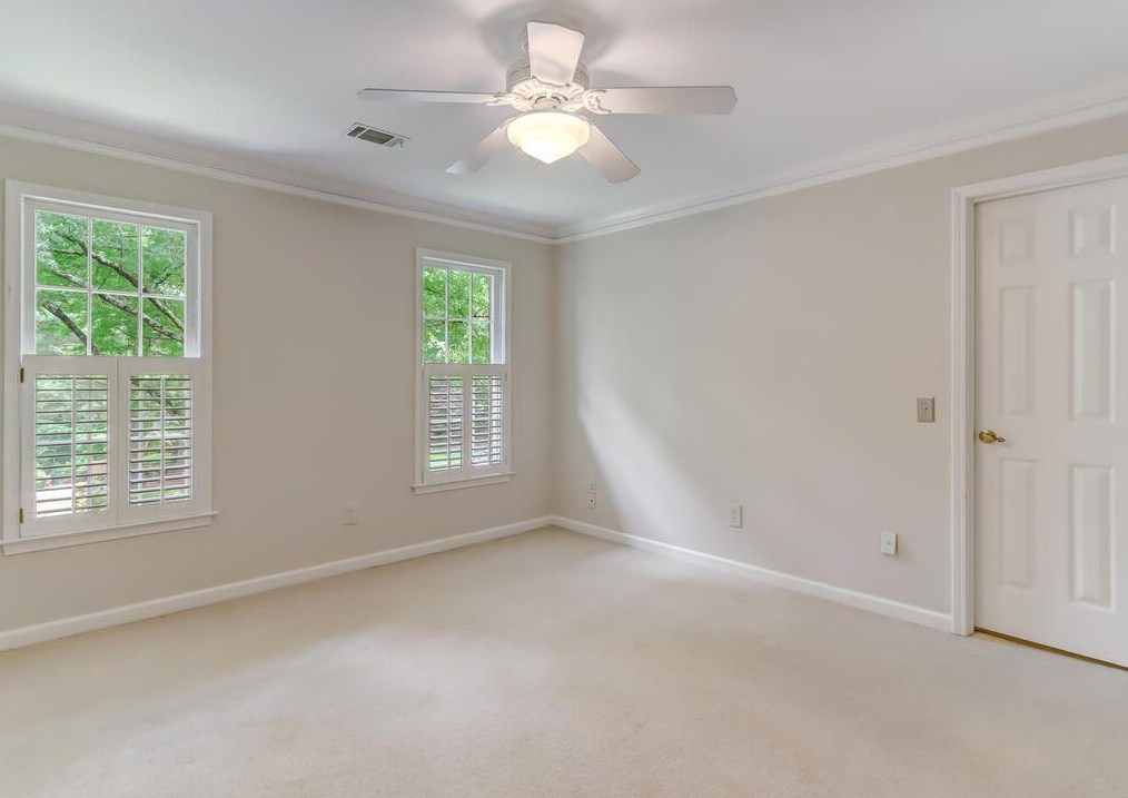 1790 Redbourne Dr, Atlanta GA  30350-5643 exterior