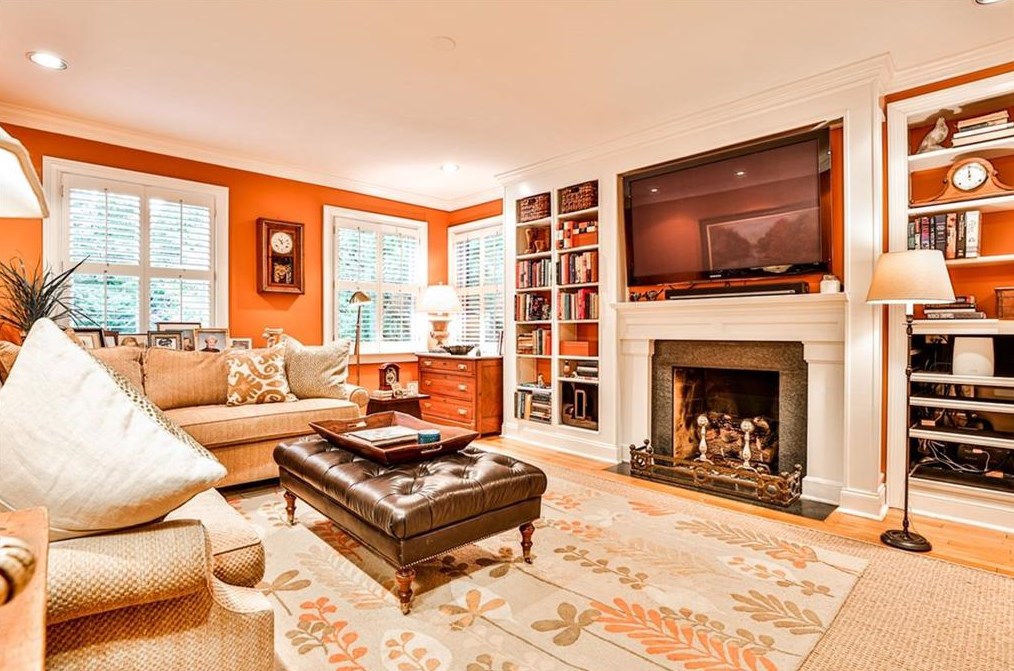 841 Ponce De Leon Ave, Decatur GA  30030-2859 exterior