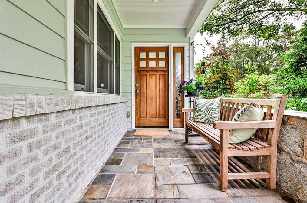 502 Kirk Rd, Decatur GA  30030-3774 exterior