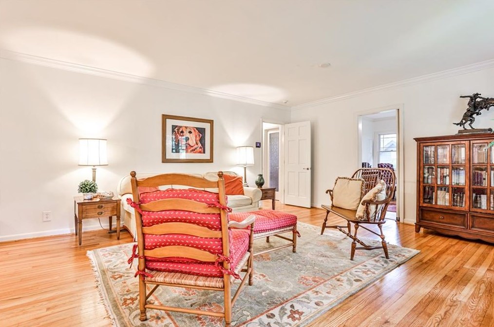 502 Kirk Rd, Decatur GA  30030-3774 exterior