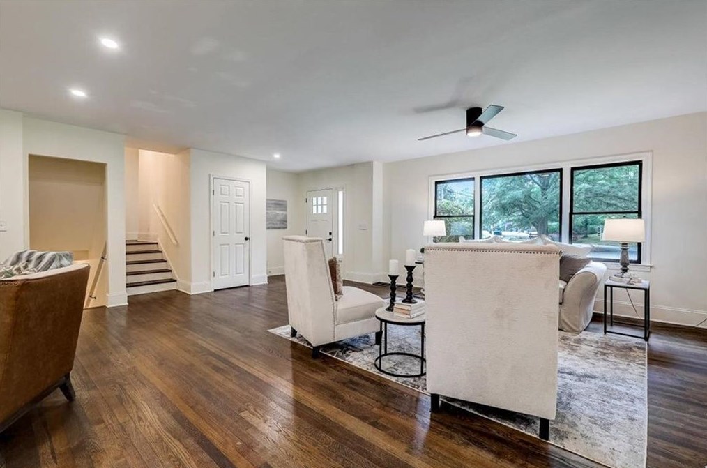 1939 Wildwood Pl, Atlanta GA  30324-4959 exterior