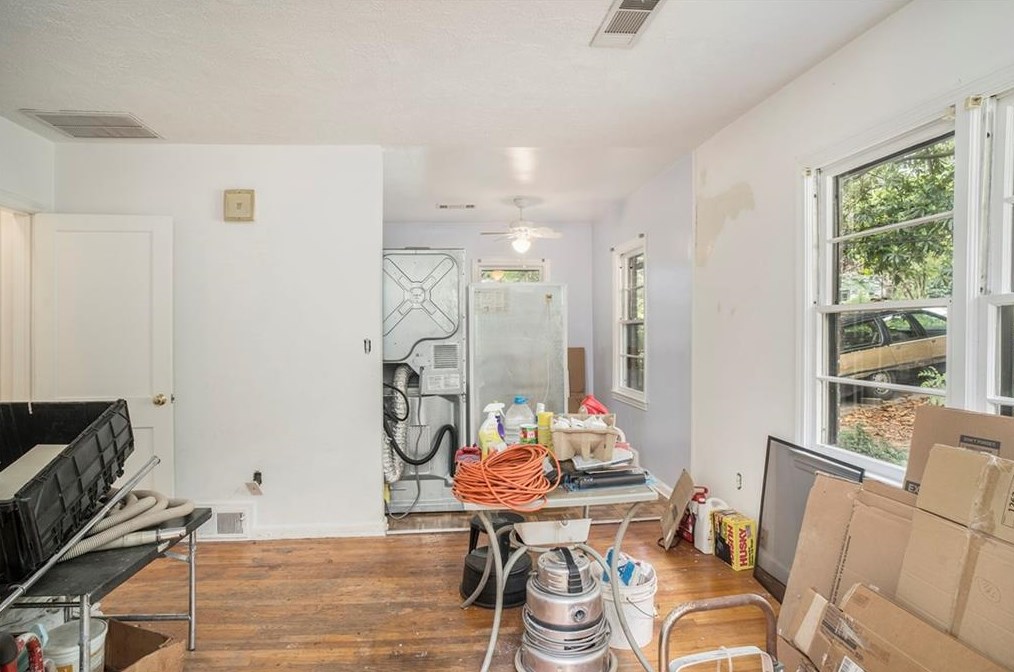 693 Parkwood Rd, Decatur GA  30030-5021 exterior