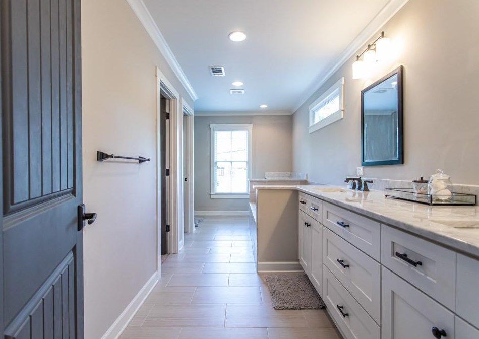 746 Hillmont Ave, Decatur GA  30030-3941 exterior