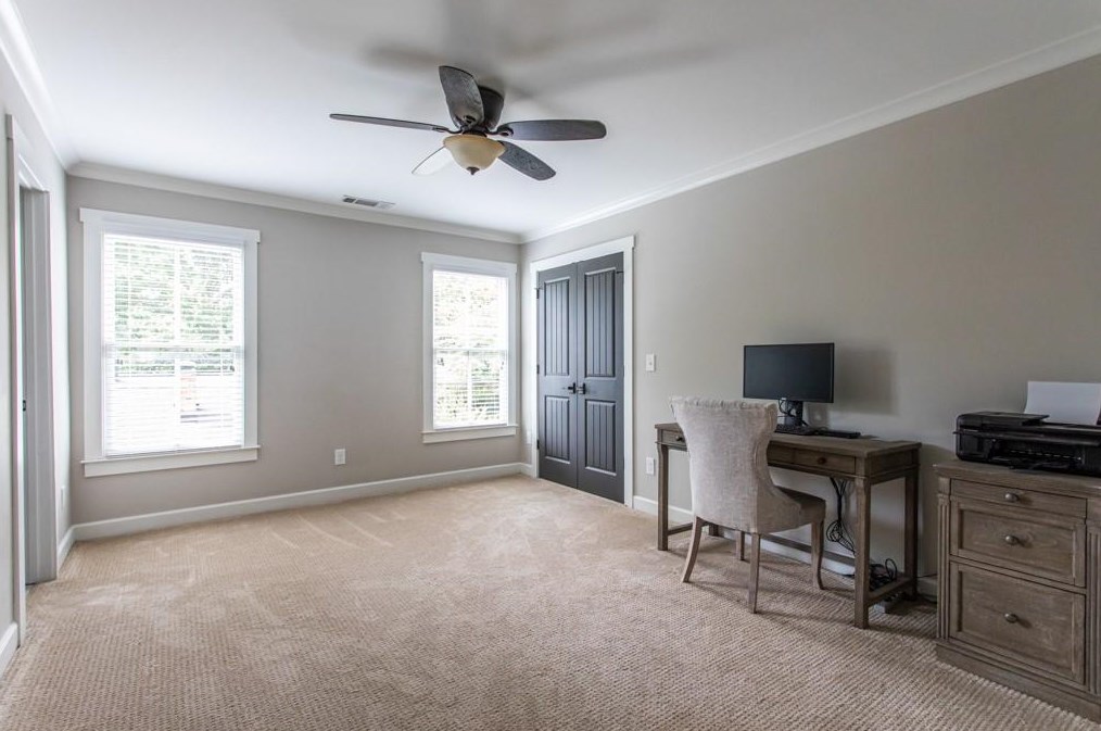 746 Hillmont Ave, Decatur GA  30030-3941 exterior