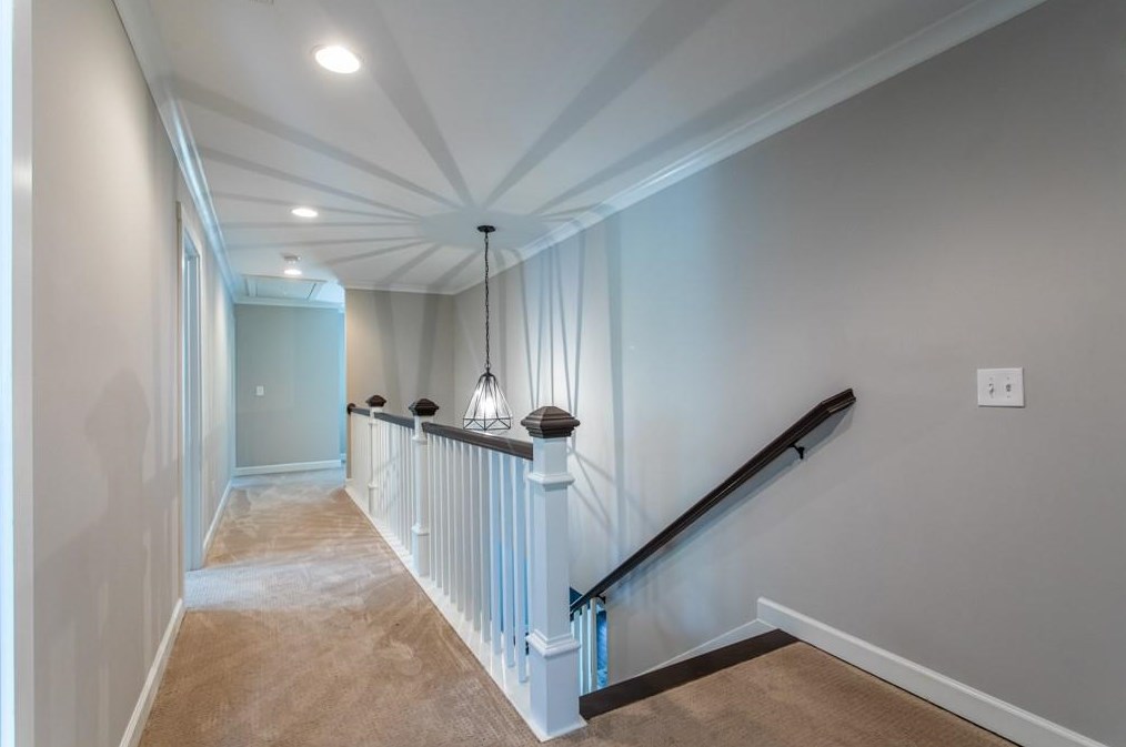 746 Hillmont Ave, Decatur GA  30030-3941 exterior