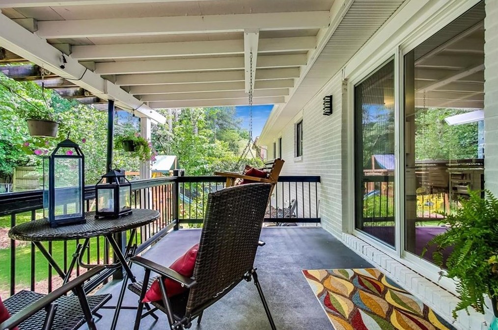 1351 Faraday Pl, Decatur GA  30033-3106 exterior