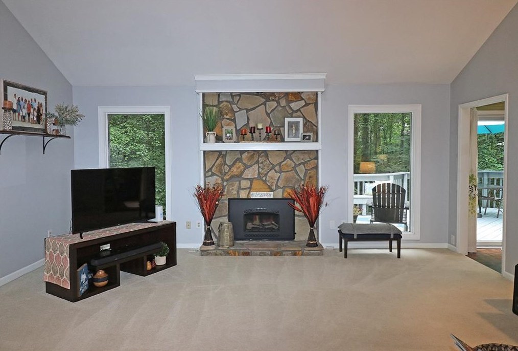3525 Cedar Valley Dr, Smyrna GA  30080-5646 exterior