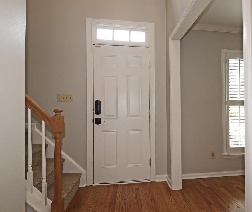1132 Oakbrook Way, Atlanta GA  30319-4555 exterior