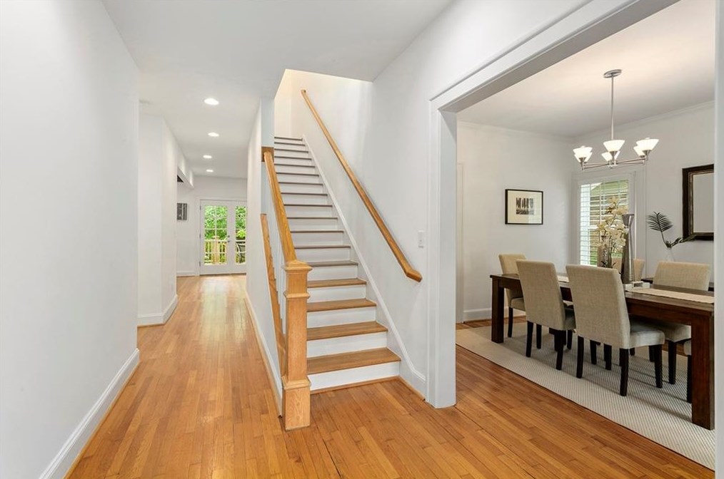 142 Superior Ave, Decatur GA  30030-1813 exterior