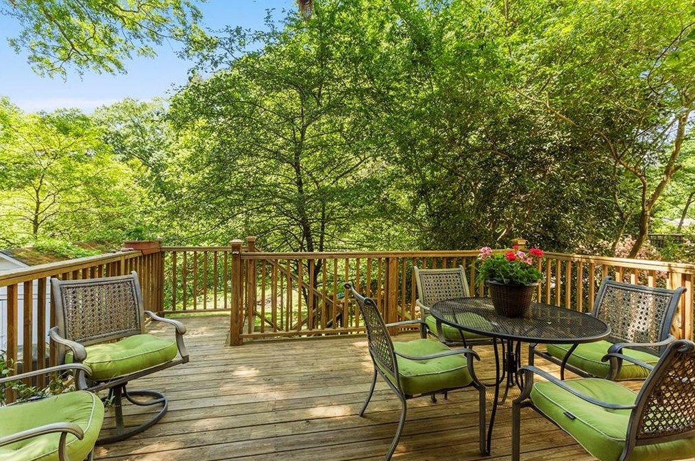 142 Superior Ave, Decatur GA  30030-1813 exterior