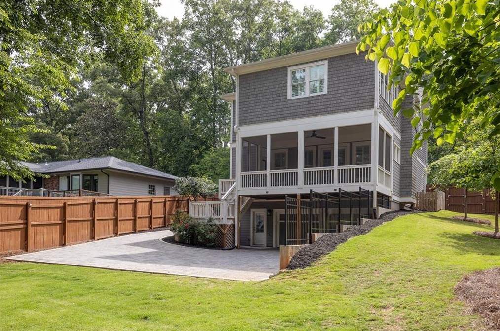 1189 Oldfield Rd, Decatur GA  30030-4542 exterior