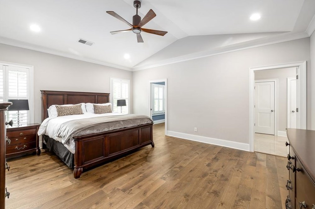 1189 Oldfield Rd, Decatur GA  30030-4542 exterior