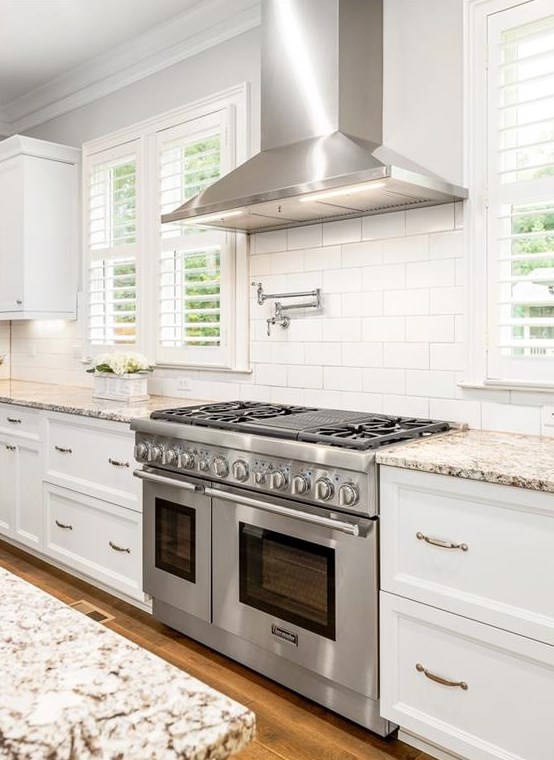 1189 Oldfield Rd, Decatur GA  30030-4542 exterior