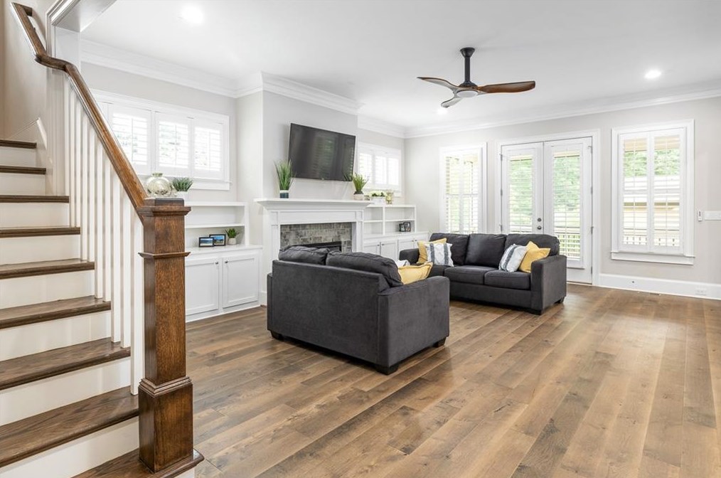 1189 Oldfield Rd, Decatur GA  30030-4542 exterior