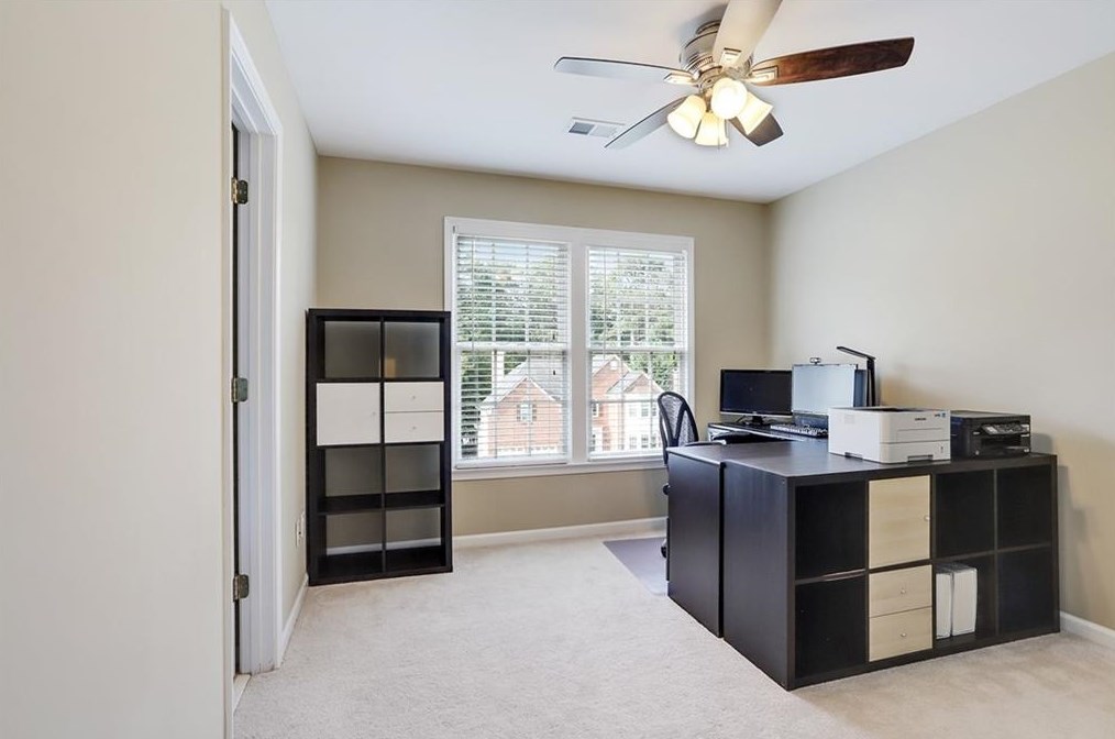 860 Highmeade Dr, Alpharetta GA  30005-3701 exterior