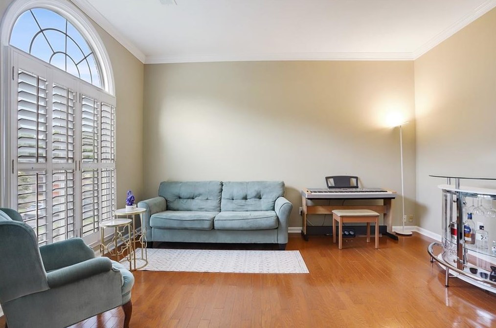 860 Highmeade Dr, Alpharetta GA  30005-3701 exterior