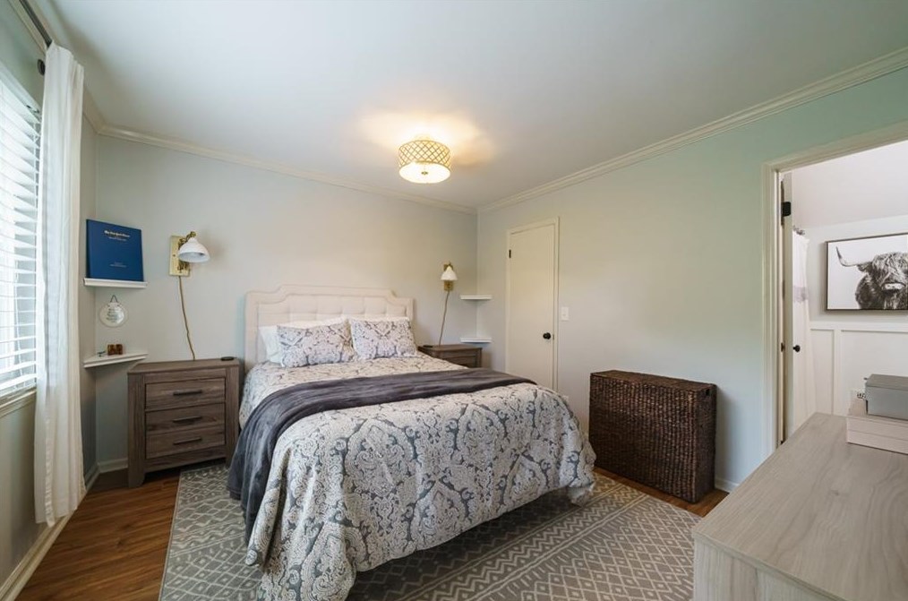 1563 Park Creek Ln, Atlanta GA  30319-2147 exterior