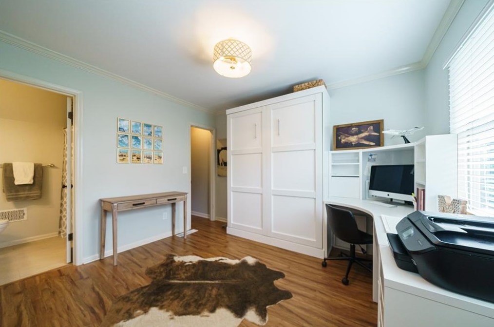 1563 Park Creek Ln, Atlanta GA  30319-2147 exterior