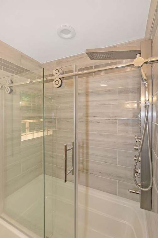 1916 Willa Way, Decatur GA  30032-4272 exterior