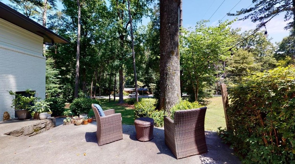 2995 Sylvan Ramble Rd, Atlanta GA  30345-2159 exterior