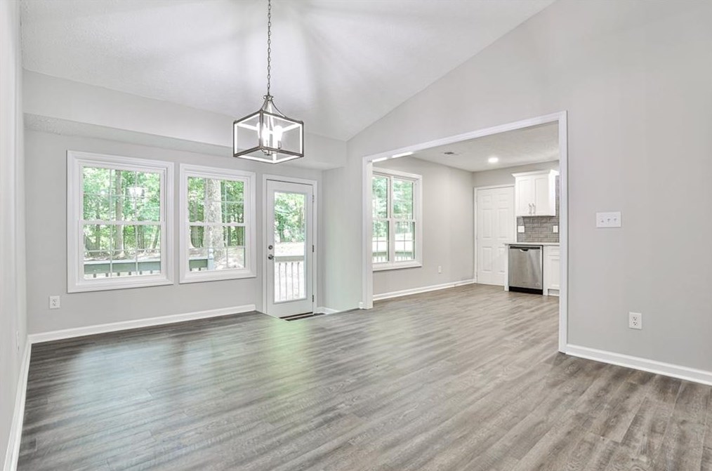 4365 Southvale Dr, Decatur GA  30034-6451 exterior