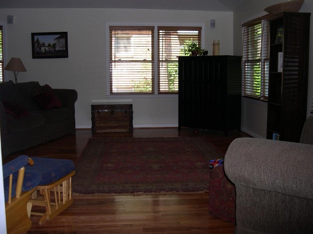 244 Forest Glen Cir, Avondale Est GA  30002-1204 exterior
