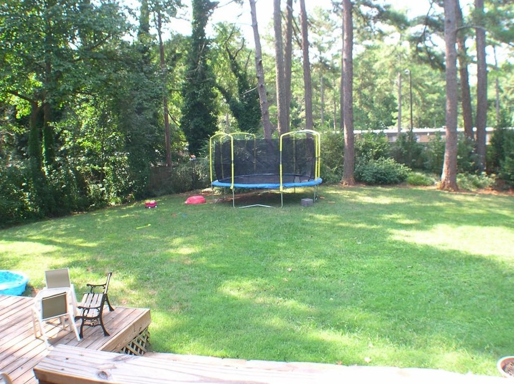 244 Forest Glen Cir, Avondale Est GA  30002-1204 exterior