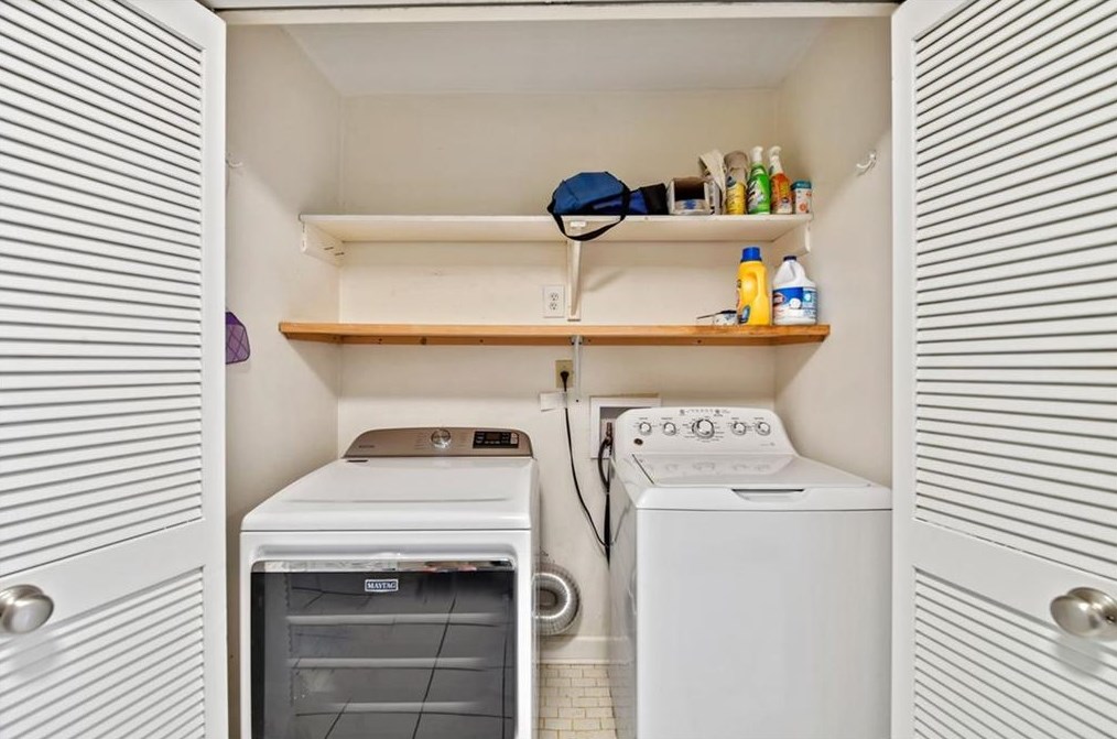 1490 Brianwood Rd, Decatur GA  30033-1741 exterior