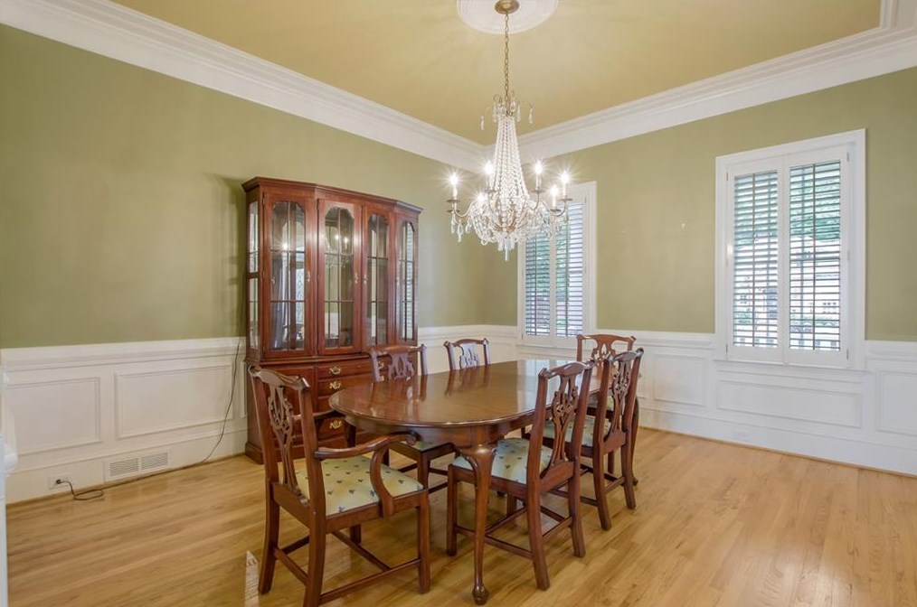 2093 Stephens Walk, Atlanta GA  30338-4455 exterior